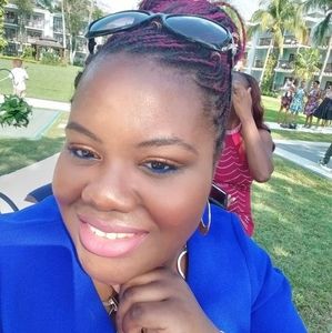 Meet your Posher, Janessa